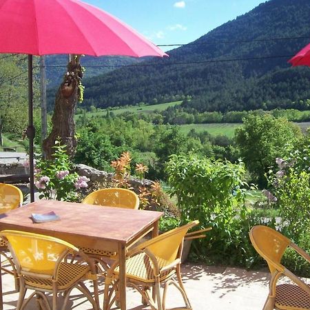 Le Vin De L'Ete Bed & Breakfast Ponet-et-Saint-Auban Exterior foto