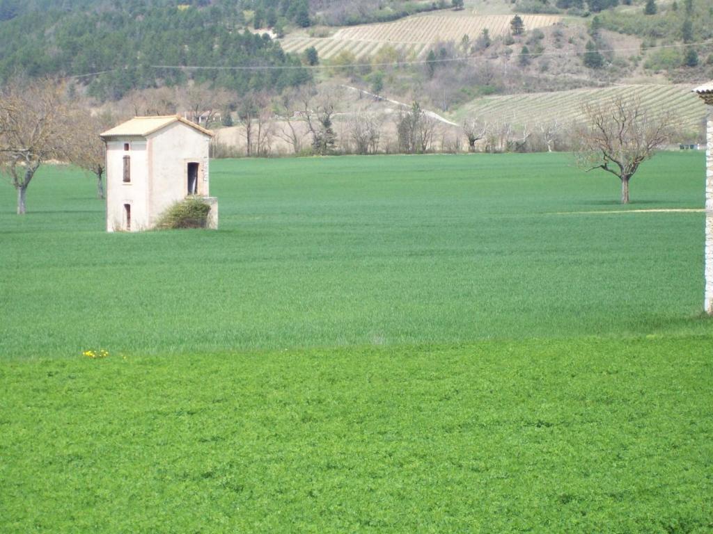 Le Vin De L'Ete Bed & Breakfast Ponet-et-Saint-Auban Exterior foto